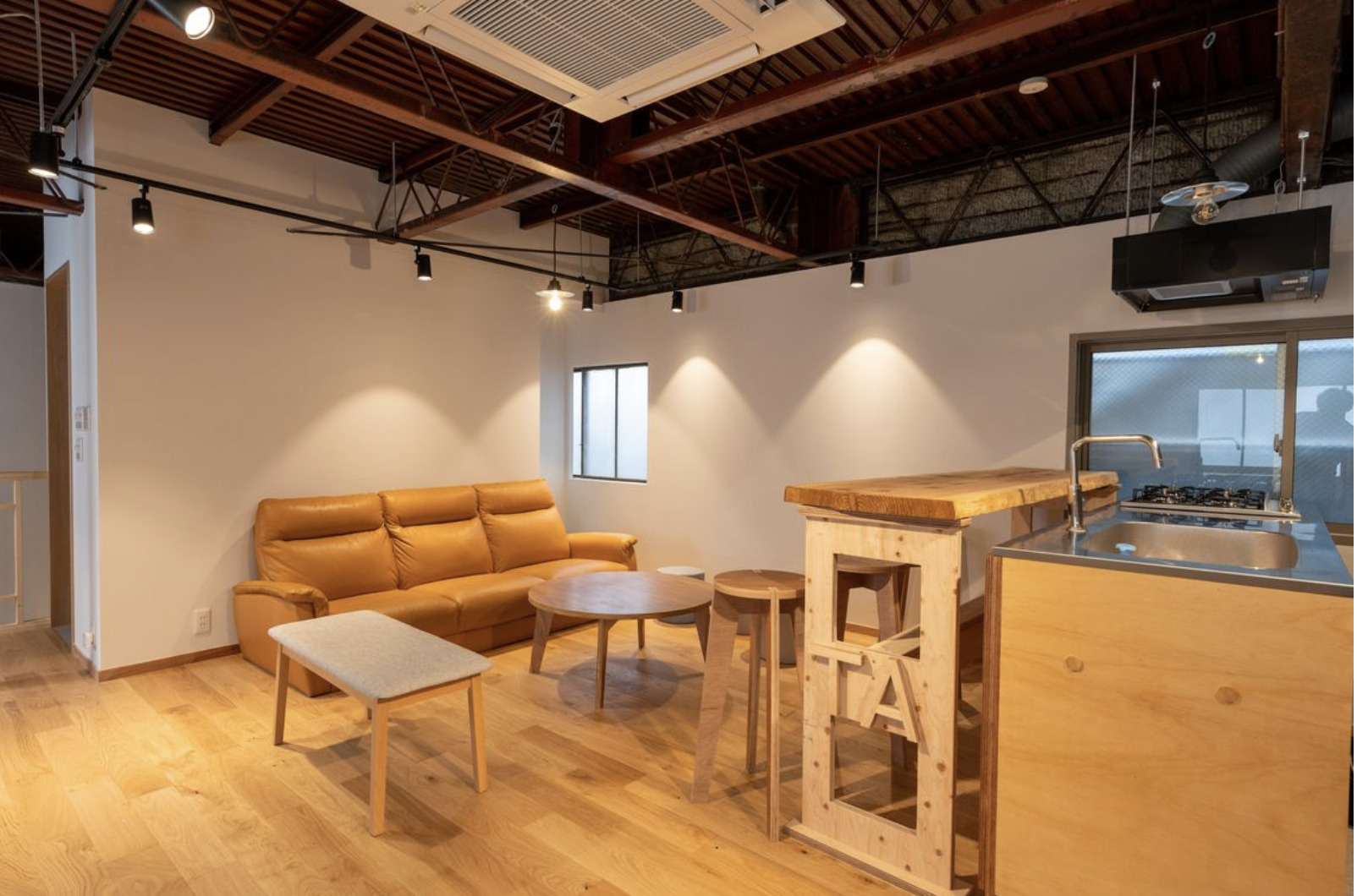 大阪・玉川｜つくる暮らしが自然に広がるシェアハウス - 2枚目