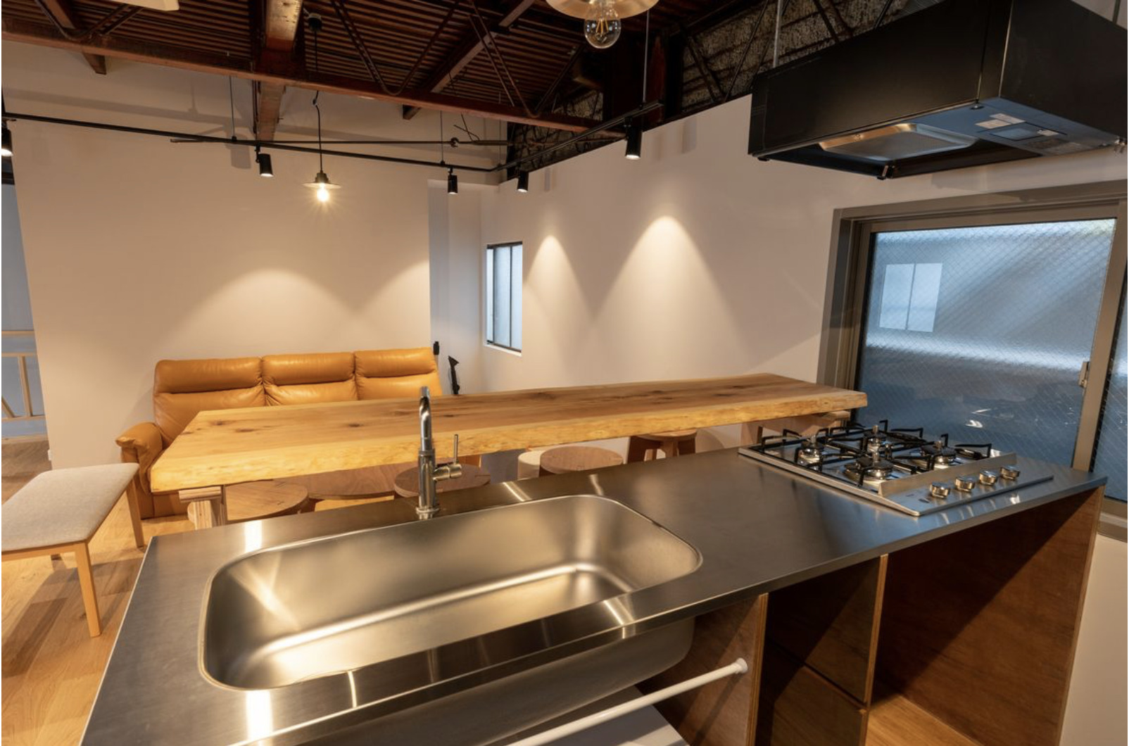 大阪・玉川｜つくる暮らしが自然に広がるシェアハウス - 3枚目